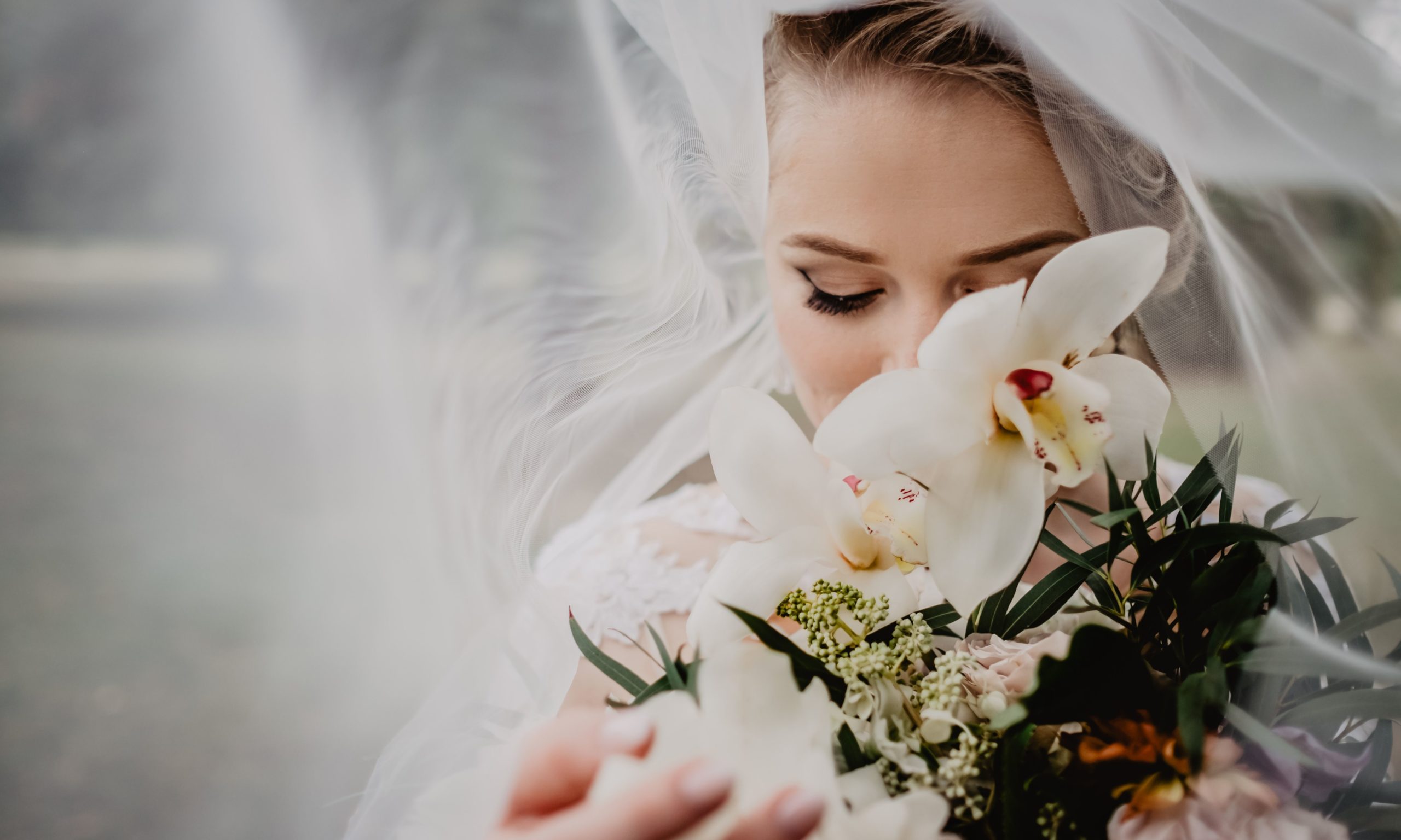 DIY wedding veil on a bride.